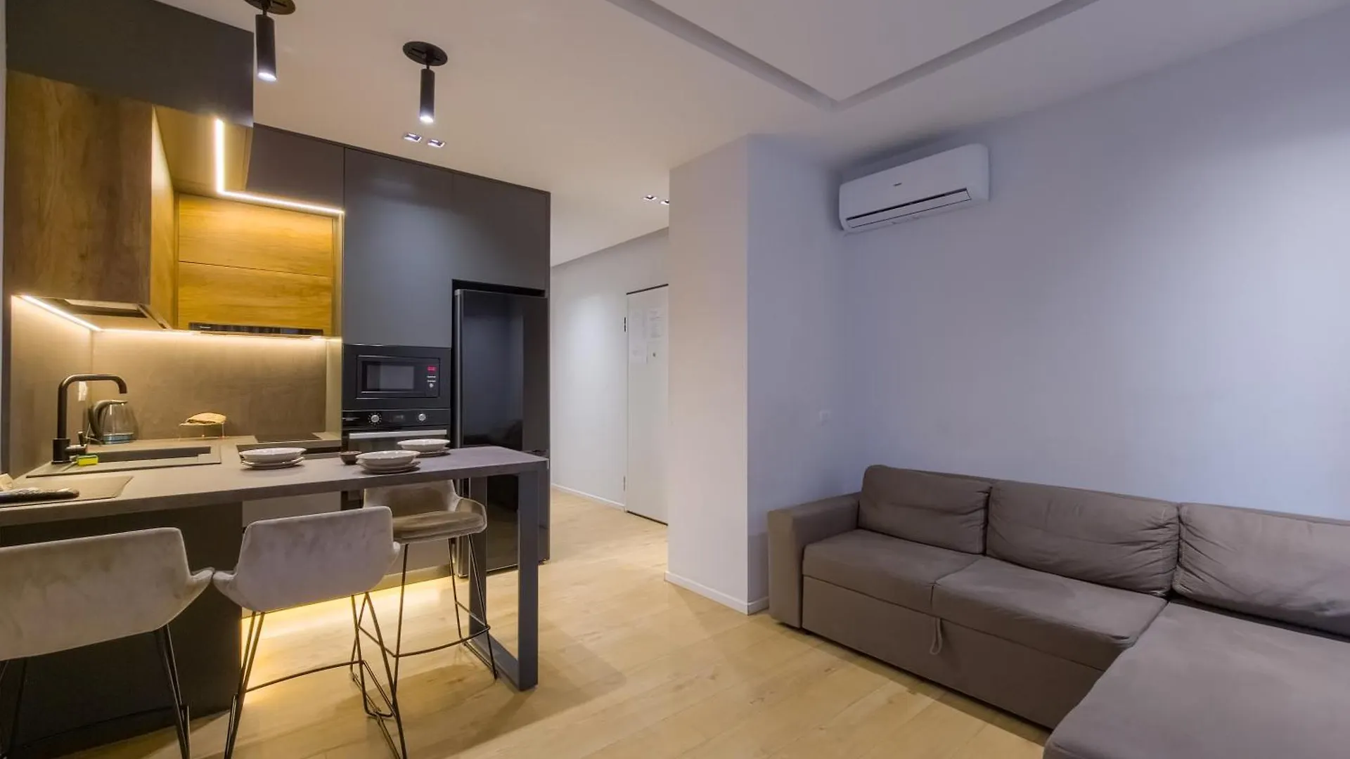 Pin Apartments Tirana