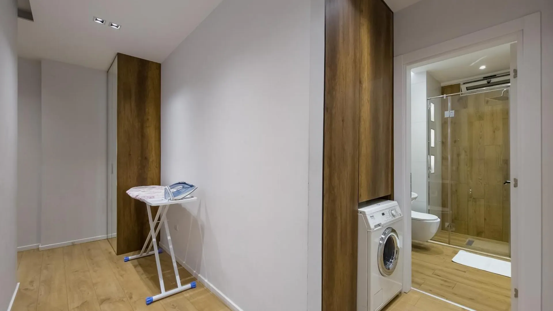 Pin Apartments Tirana